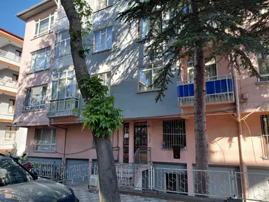 Afyon Tezcan Emlaktan Dervişpaşa Mah 2+1 Eşyalı Daire Afyon Tezcan Emlaktan Dervişpaşa Mah 2+1 Eşyalı Daire
