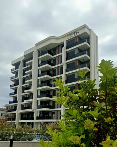 Altıntaş 1+1 Havuz Cepheli Sıfır Kiralık Daire