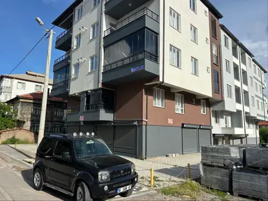 Şehir Merkezinde Garajlı Daire Yeni Bina Sahibinden