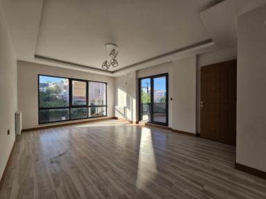 İlkadım Derecik'in En Nezih Lokasyonun Da 120m² Net Satılık 3+1 İlkadım Derecik'in En Nezih Lokasyonun Da 120m² Net Satılık 3+1