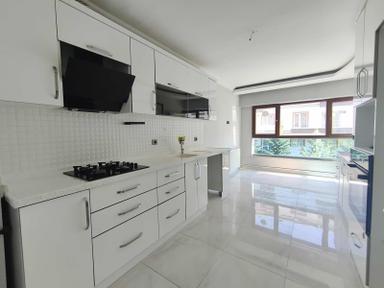 Eksen'den Yıldıztepe'de Kiralık Yapılı 3+1 Katta Daire