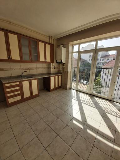 Şehrin Merkezi Akarbaşında Fırsat 135m² Kiralık 3+1 Daire Kk-7