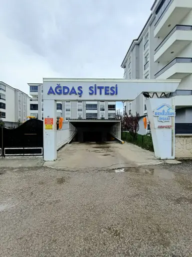 Atılım Gold Emlak'tan Dadaşkent'te Özel Kilerli, Kapalı Otoparklı 3+1 Lüx Ara Kat Atılım Gold Emlak'tan Dadaşkent'te Özel Kilerli, Kapalı Otoparklı 3+1 Lüx Ara Kat
