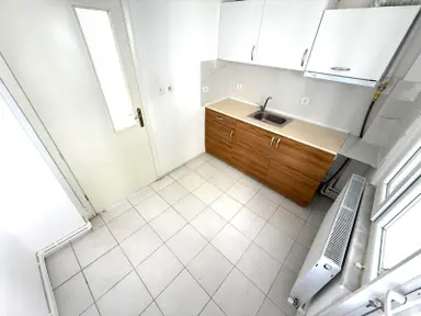 Melodi'den Sarıkız'da Denize Yakın Arakat Doğalgazlı Kiralık 2+1 Ev