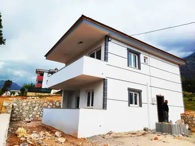 Kar Emlaktan Yenikonacık Efes Sitesi Altında 3+1 Satılık Dubleks Villa Kar Emlaktan Yenikonacık Efes Sitesi Altında 3+1 Satılık Dubleks Villa