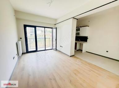 Vadi Evleri 7a'da Balkonlu, 1+1, 50m² Satılık Daire