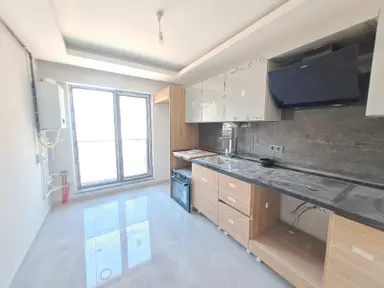 Alaçatı'dan Kızılcaşar'da Bağmsz.mutfaklı/önü Açık/yerden Isıtma