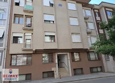 Üsküdar Salacak'ta 3+1 145 M2 Deniz Manzaralı Kiralık Daire