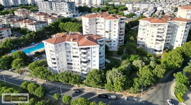 Süleymanpaşa Yalıkolu Sitesi'nde Kiralık Deniz Manzaralı Daire
