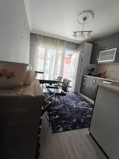 Girne Mahallesi'nde Eşyalı Ve Bakımlı 2+1 Kiralık Daire