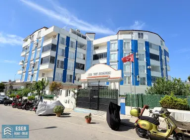 Didim'de Havuzlu Site İçinde Köşe Konumda Ara Kat 2+1 Daire