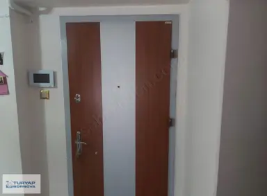 Manavkuyu'da Park Cepheli Çok Geniş Ferah Köşe Satılık 4+1daire