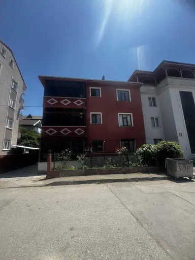 Arakat 3+1 Arsa Payı Yüksek Müstakil Bina