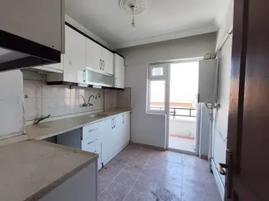 Yılmaz Gayrımenkulden 130m2 3+1 Geniş Satılık Daire Yılmaz Gayrımenkulden 130m2 3+1 Geniş Satılık Daire