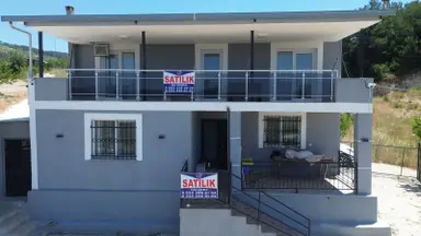 Erz'den Kemalpaşa Damlacık'ta Doğa İçerisinde Satılık Villa Erz'den Kemalpaşa Damlacık'ta Doğa İçerisinde Satılık Villa