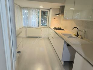 showcase_listing_image