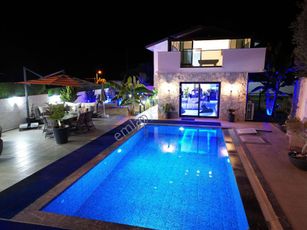 showcase_listing_image
