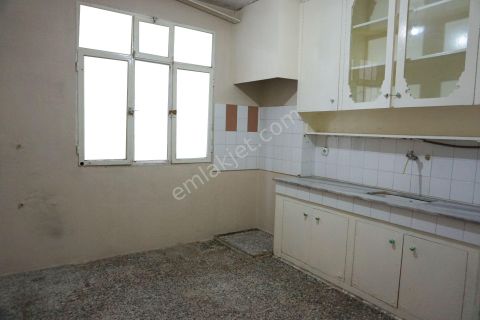 Karsiyaka Cumhuriyet Mahallesi Kiralik Ev Emlakjet