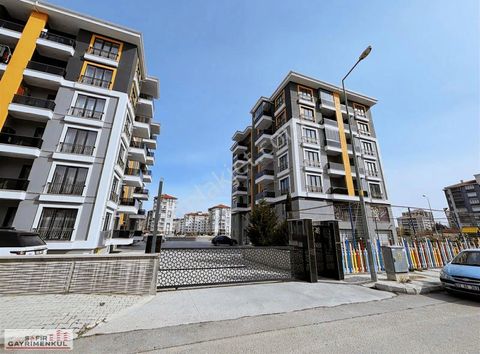 ÇÜNÜRÜN EN GÖZDE SİTESİ KILIÇPARK SİTESİNDE 2+1 SATILIK DAİRE