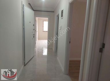 Güney Den Harika Sıfır Köşe Başı Lüks 3+1.115 M2 Daire