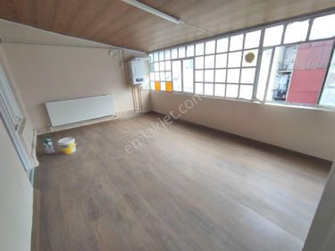Fark Emlak'tan Şehir Manzaralı Geniş En Üst Kat Kiralık