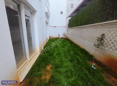 Kuşadası Davutlar'da 2+1 Bahçe Katı Sıfır Bina Asansörlü