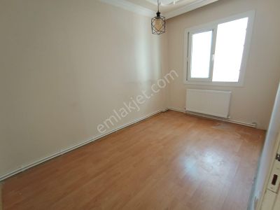 Karabağlar Mh. Eserkent Yakını Barış Mah. 2 +1 95 M2 Doğalğazlı Kiralık Daire