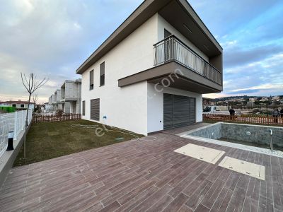 Konut-Villa