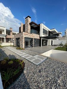 Konut-Villa