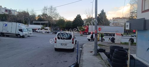 Karabağlar Selvili Mah. Eserkent Merkezde Otomatik Kepenkli 75 M2 Kiralık Dükkan