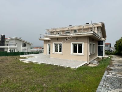 Konut-Villa
