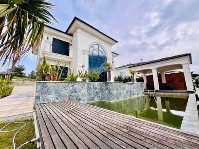 Konut-Villa