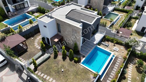 Konut-Villa