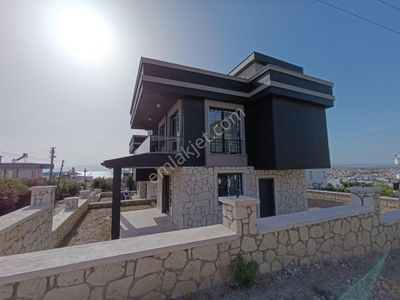 Konut-Villa
