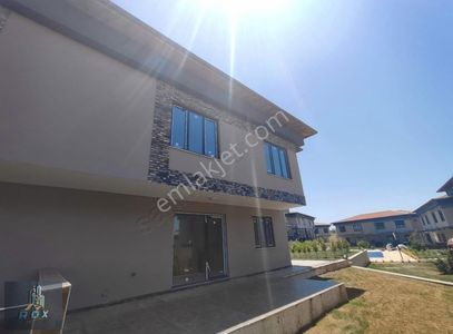 Konut-Villa