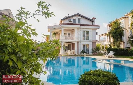 Konut-Villa