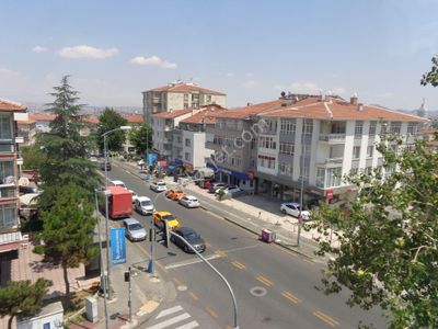 Hoşdere Caddesinde 4. Kat,3+1 Den 2+1 Dönüşmüştür ,90 M2, Kombili, Manzaralı
