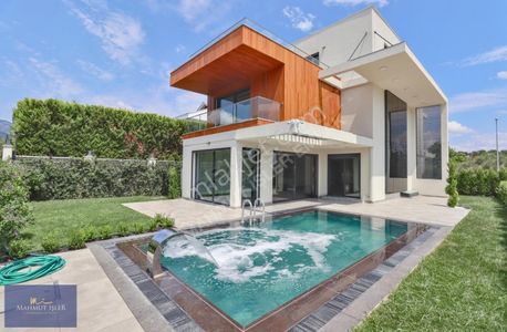 Konut-Villa