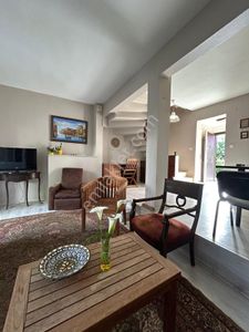 Armutalan Ana Cadedeye Yakın 3+1 Eşyalı Veya Boş Villa