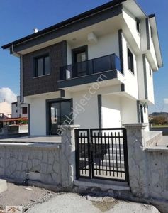 Konut-Villa