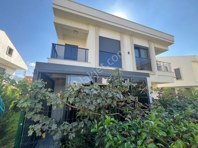 Konut-Villa