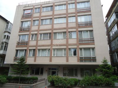 Çankaya Kızılay-fidanlik Mahallesiasansörlü Otoparklı 3+1 Kiralık Daire