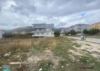 Sakarya/pamukova Cumhuriyet Mah.süper Konumda 400 M2 Ticari + Konut İmarlı Satılık Arsa