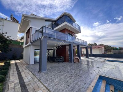 Konut-Villa