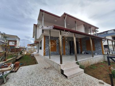 Konut-Villa