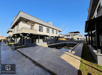 Konut-Villa