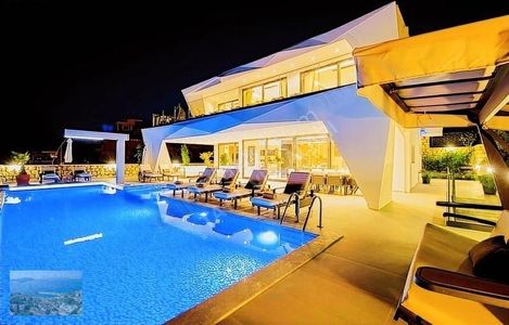 Konut-Villa