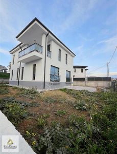 Konut-Villa