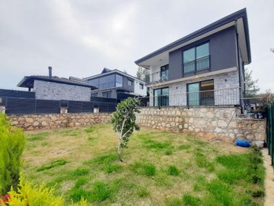 Konut-Villa