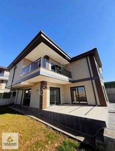 Konut-Villa